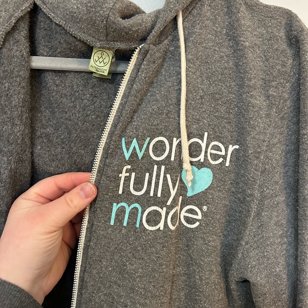 Wonderfully Made zip up hoodie